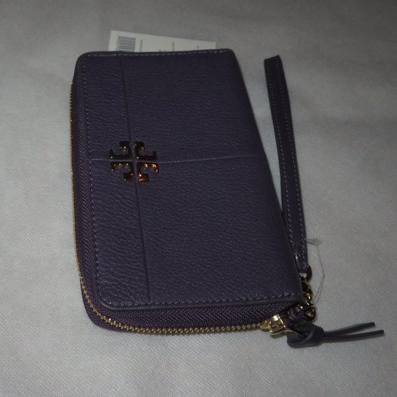 Tory Burch Wristlet In Nightshade Leather - Picture 9 of 12